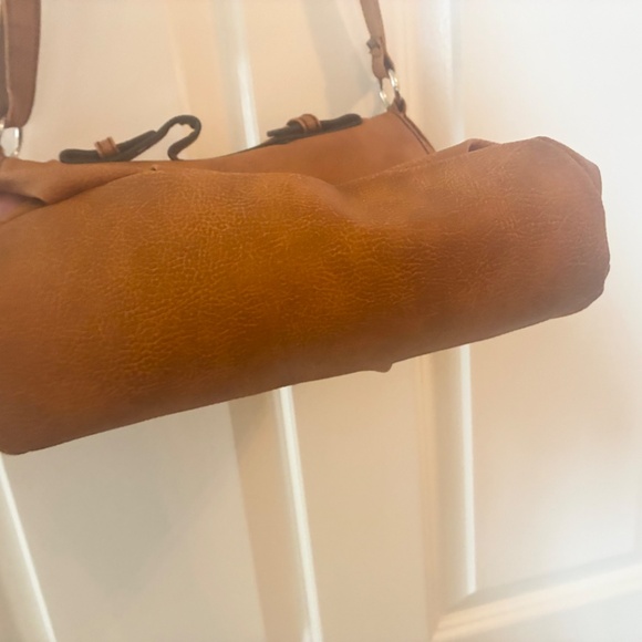 Call it Spring Shoulder Bag - Picture 8 of 11